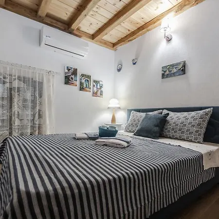 Dream On A Wave Skiathos Town